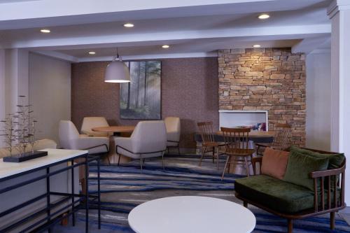 Fairfield Inn and Suites San Bernardino - Hotel