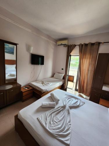 Seashell Beach Rooms – Durres, DC