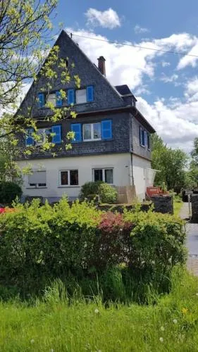 Ferienwohnung Alte-Schule-Kail Wohnung 2 in Kail, Deutschland