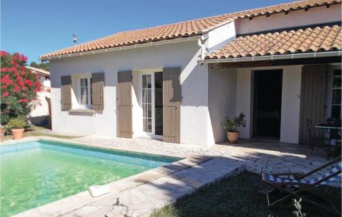 Nice Home In Les Angles With Private Swimming Pool, Can Be Inside Or Outside