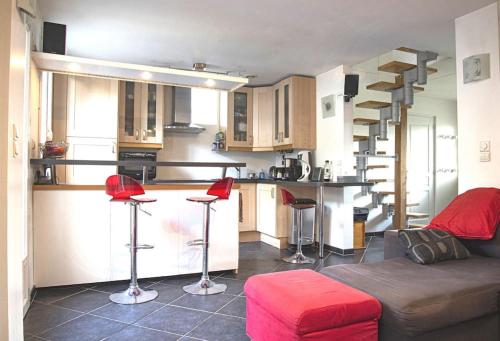 Villa Manarola - 10pers/4Ch - jacuzzi & jardin in شيلي-مازارين