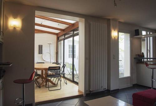 Villa Manarola - 10pers/4Ch - jacuzzi & jardin in شيلي-مازارين