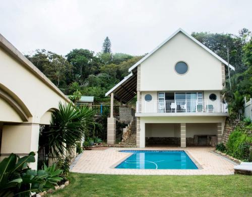 B&B Port Shepstone - Ocean Breeze Beach House - Bed and Breakfast Port Shepstone