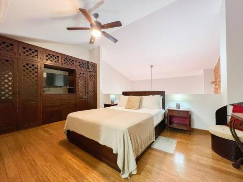 One-Bedroom Apartment image 10