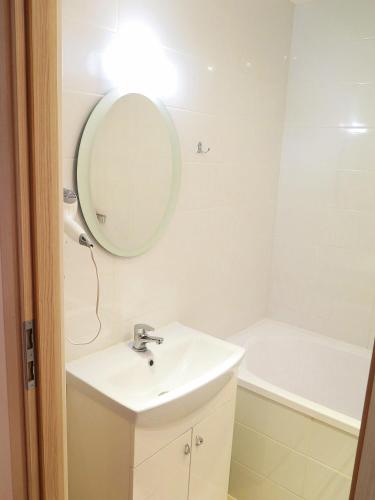 Double Room with Balcony image 10