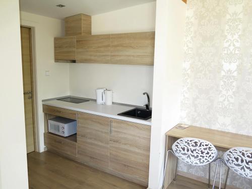 Comfort Double Room with Balcony image 4