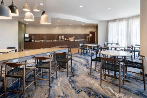 Fairfield Inn & Suites Orlando Ocoee - image 8