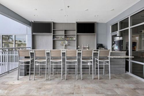 TownePlace Suites by Marriott Cape Canaveral Cocoa Beach - 수영장