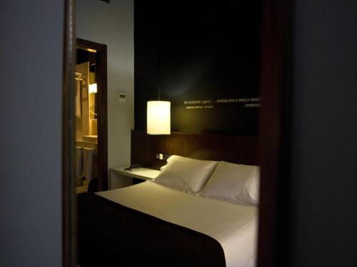 Hostal Badaloní - image 7