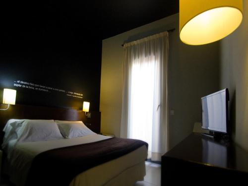 Hostal Badaloní - image 14