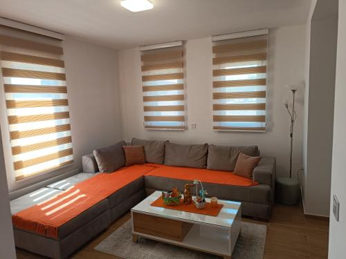 Apartman Meseceva dolina - Apartment - Divcibare