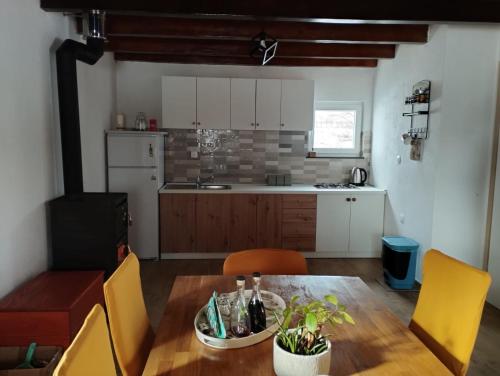 Kuća za odmor Zarja (Kuca za odmor Zarja) in Tijarica