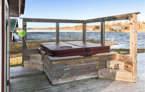 Фасада на хотела, Nice Home In Åstön With House Sea View (Nice Home In Aston With House Sea View) in Söråker