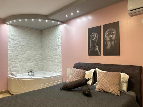 Room Jacuzzi “ATHENA” Subotica