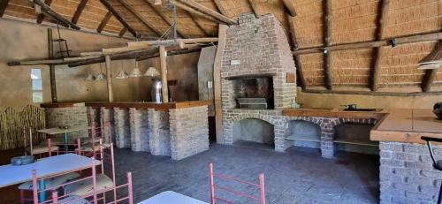 Kitchen, Thornycroft Lodge in Summerpride