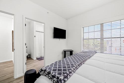 4BD Lodge at Table Rock Lake - Near Marina - Pool - BBH 4BD Lodge at Table Rock Lake - Near Marina - Pool - BBH