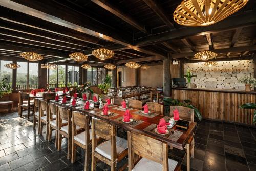 Banquet hall, SIN CHAI ECOLODGE in Sapa