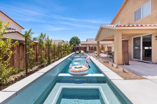 Spacious Private Home with Saltwater Pool & Hot Tub