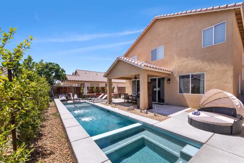 Spacious Private Home with Saltwater Pool & Hot Tub in Coachella, USA