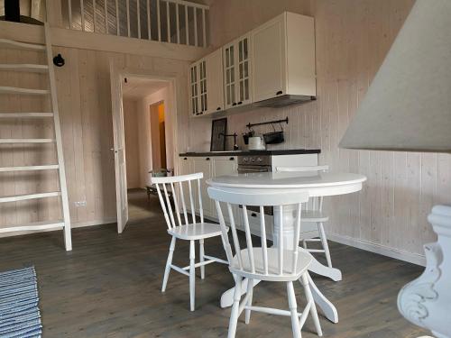 virtuve, Ragāres Holiday Home (Ragares Holiday Home) in Jurmalciems