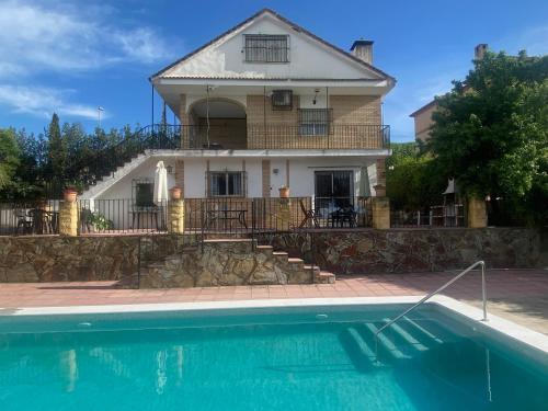 Casa San Rafael con piscina