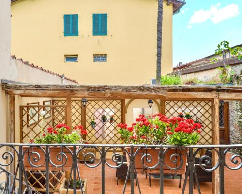 Quadruple Room with Terrace image 10