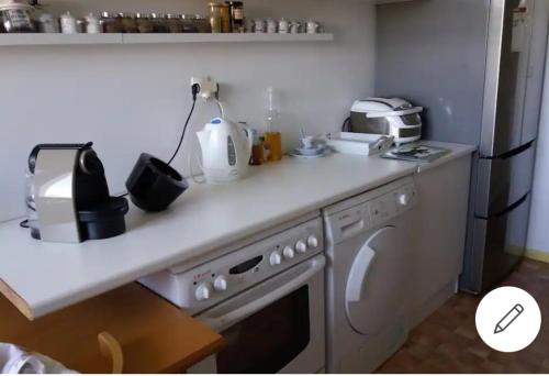 Chambre chez l'habitante avec salle de bain et cuisine communes - Présence d'un chat, Bordeaux (photo 10)