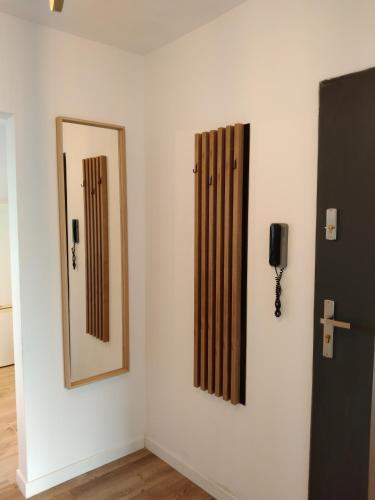 ケンジェジン＝コジレ Tabago Studio 7 3つ星 シングルルーム 客室