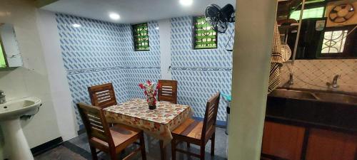 Marias house in Curtorim