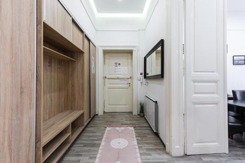 Real Apartments Semmelweis - image 3