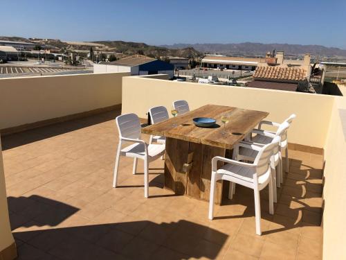 Nuri Palomares in Las Cunas