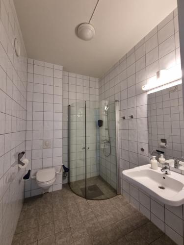 Badezimmer, Bodø Hostel & Motel in Bodø