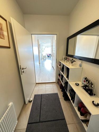 Modern 2 bedroom apartment in Kópavogur (Modern 2 bedroom apartment in Kopavogur) in 林德賽爾