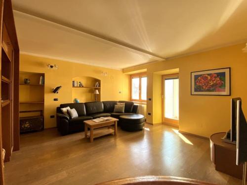 Appartamento Girasole - Apartment - Montesover