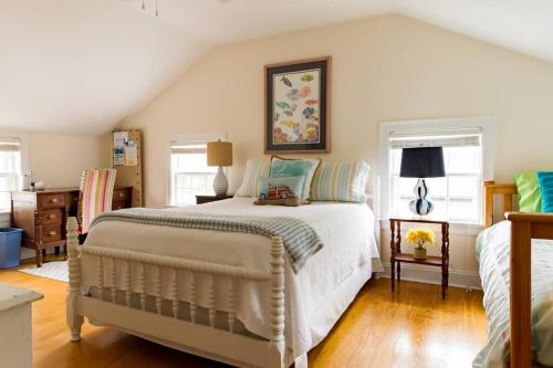 The Seaport House - Near Newport in Bristol (RI)