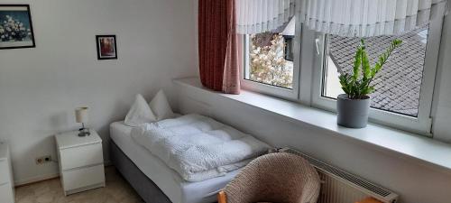 Holiday Apartment 2 with 1 Bedroom and 1 Living Room (4 Adults) - Am Reilsbach 29
