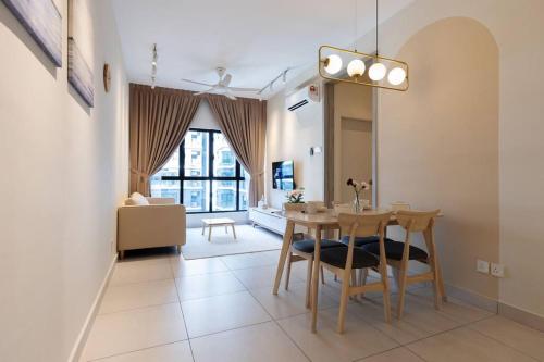 Cozy House Majestic Maxim Cheras Connaught 夜市中文房东 Cozy House Majestic Maxim Cheras Connaught 夜市中文房东