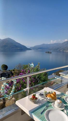 Sollevante Ascona mit Pool und fantastischer Seesicht in Ascona, Schweiz