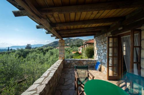 Porto Kalamitsi Stone-built Bungalows