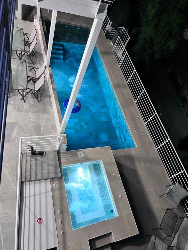 Cơ sở vật chất, Dream villa with heated swimming pool, jacuzzi, waterfall, heating is extra in Rancho Domingo