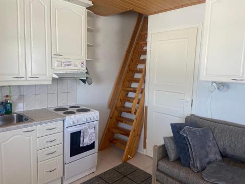 Levi Moonlight in ลีวาย