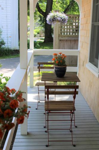 Edgartown Commons - image 6