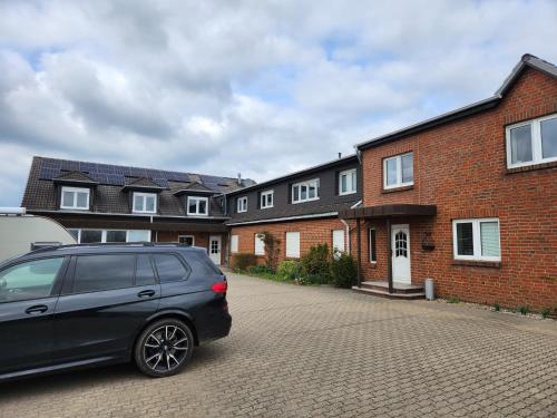 Vista exterior, Neumühler Hof- stilvolle Ferienwohnung "Lisa", kostenfreie Parkplätze und Netflix (Neumuhler Hof- stilvolle Ferienwohnung "Lisa", kostenfreie Parkplatze und Netflix) in Krebs-forden