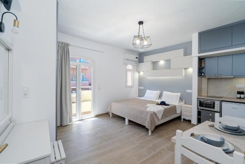 Renata Mare Beachside Studios Room Type - Studio with Mountain View