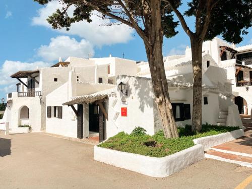 Apartamentos HLG Binivell Park - image 7