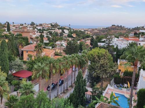 Dream villa with heated swimming pool, jacuzzi, waterfall, heating is extra in Rancho Domingo