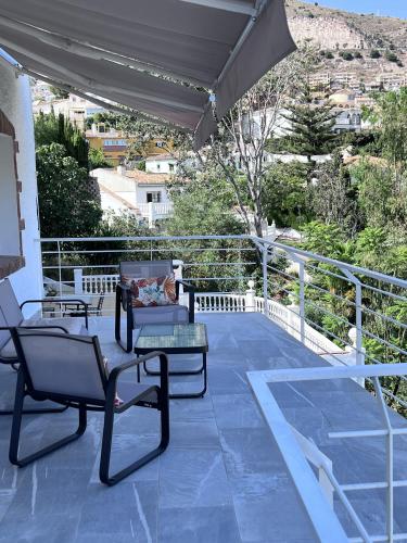 Ban công/sân hiên, Dream villa with heated swimming pool, jacuzzi, waterfall, heating is extra in Rancho Domingo