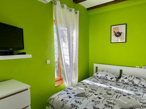1 queen bed