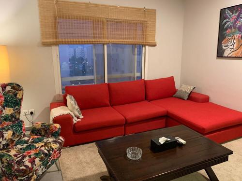 1 queen bed, 1 sofa bed
