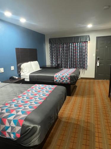 Economy Inn Ashdown - image 10
